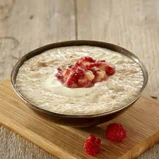 Delicious Banana Porridge with Raspberries
