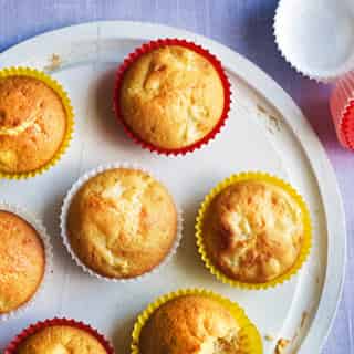 Mini Apple & Banana Muffins: A Healthy Delight