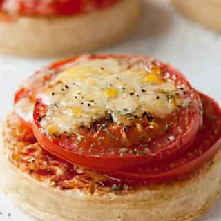 Quick & Tasty Pizza Crumpets Recipe