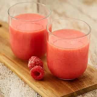 Refreshing Raspberry Orange Apple Drink