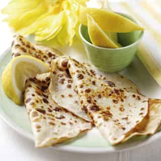 Delightful Lemon Pancakes You'll Love 🍋