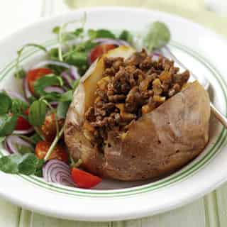 Delicious Baked Potatoes with Mince 🌟