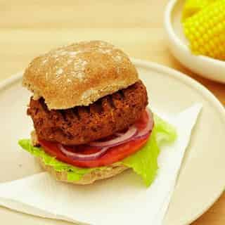 Delicious Chilli Beef & Bean Burger Recipe