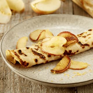 Delicious Pancakes with Caramelised Apples