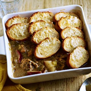 Delicious Pork & Garlic Bread Bake Recipe
