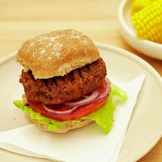 Delicious Chilli Beef & Bean Burger Recipe